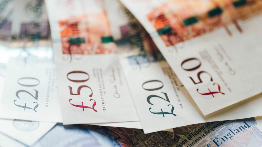 How Much Interest Do You Earn On £1 Million In The Bank?